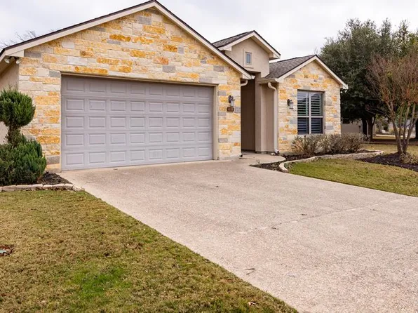 2777 Indian Wells Dr, Kerrville, TX 78028