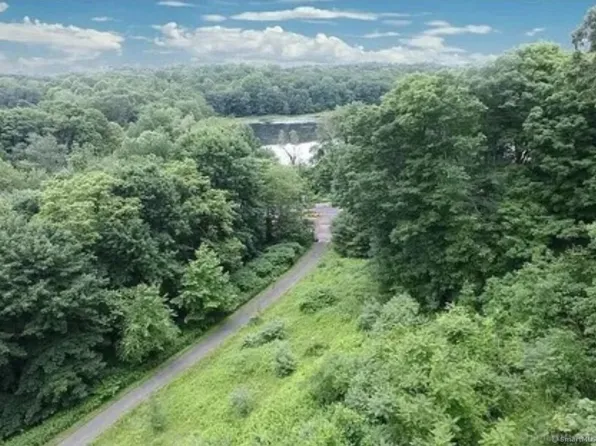 379 Brushy Plain Road, Branford, CT 06405