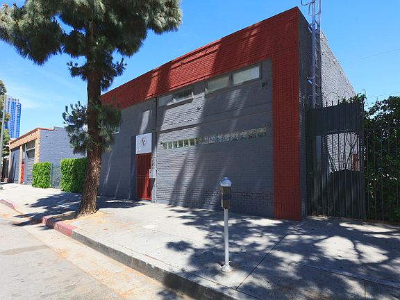 2nd image of 1358 S Grand Ave #1358