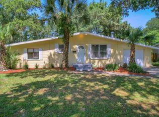 313 Center Ave, Holly Hill, FL 32117