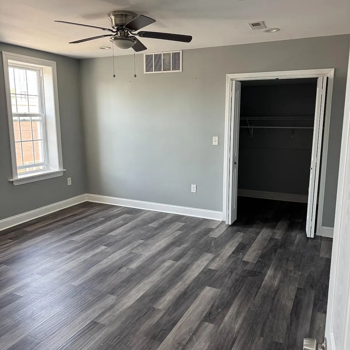 2 bed, 4090 sqft, $1,300 — Photo 3