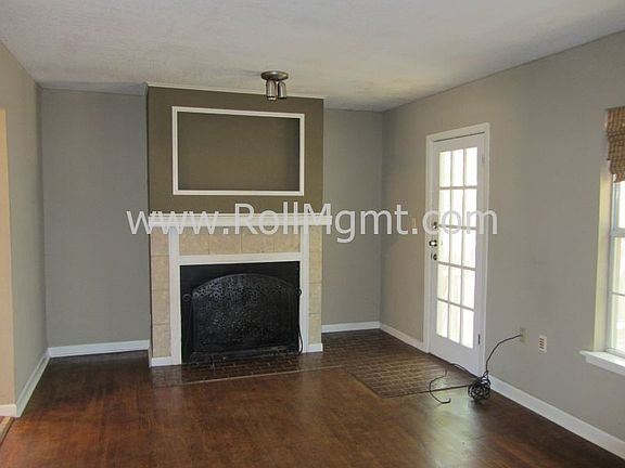 Living With Hardwood Floors