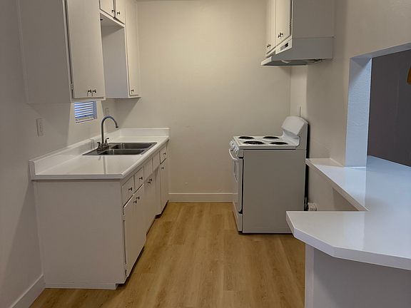 3rd image of 280 Redondo Ave APT 9