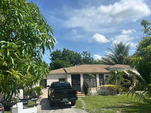 565 NW 143rd Street, Miami, FL 33168