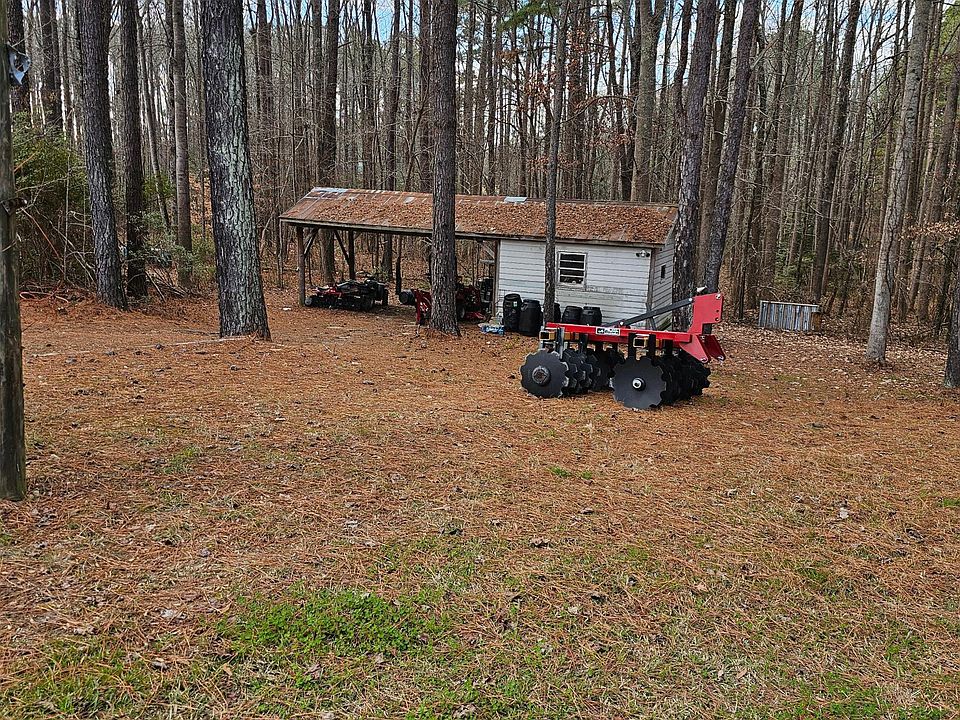 2nd image of 14855 State Highway 96 N