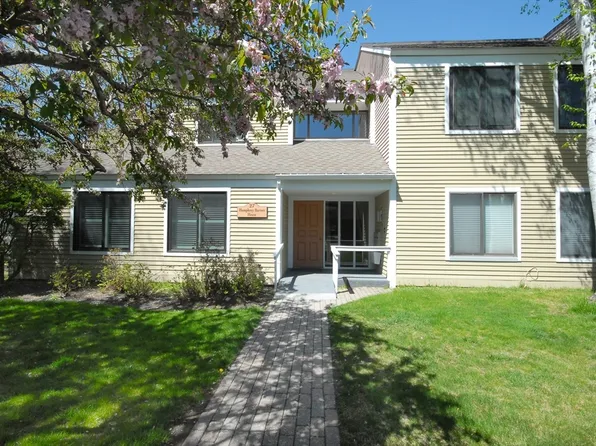 27 Concord Greene Unit 1, Concord, MA 01742