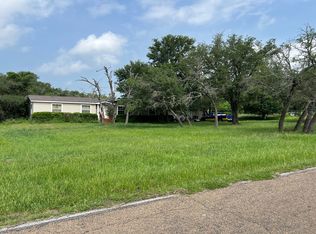 113 Bremond, Belton, TX 76513