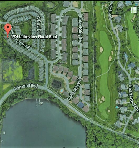 Access to Lk Riley dock/beac