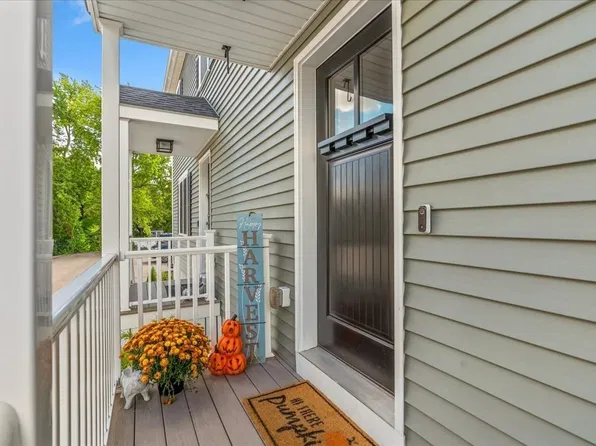 189 Centre Ave #189, Abington, MA 02351