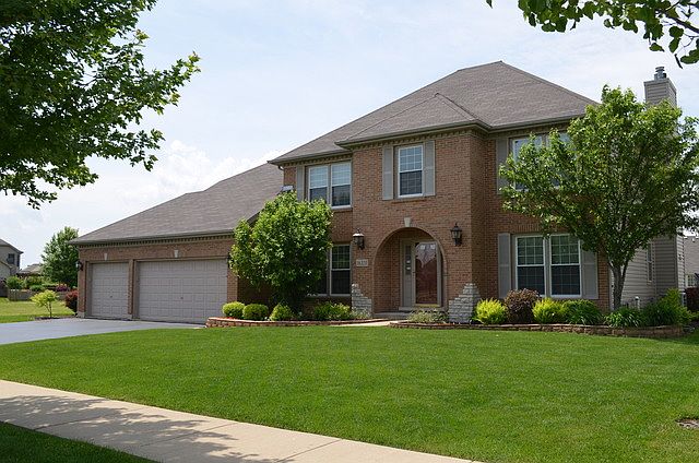 1st image of 16328 Riverwood Dr