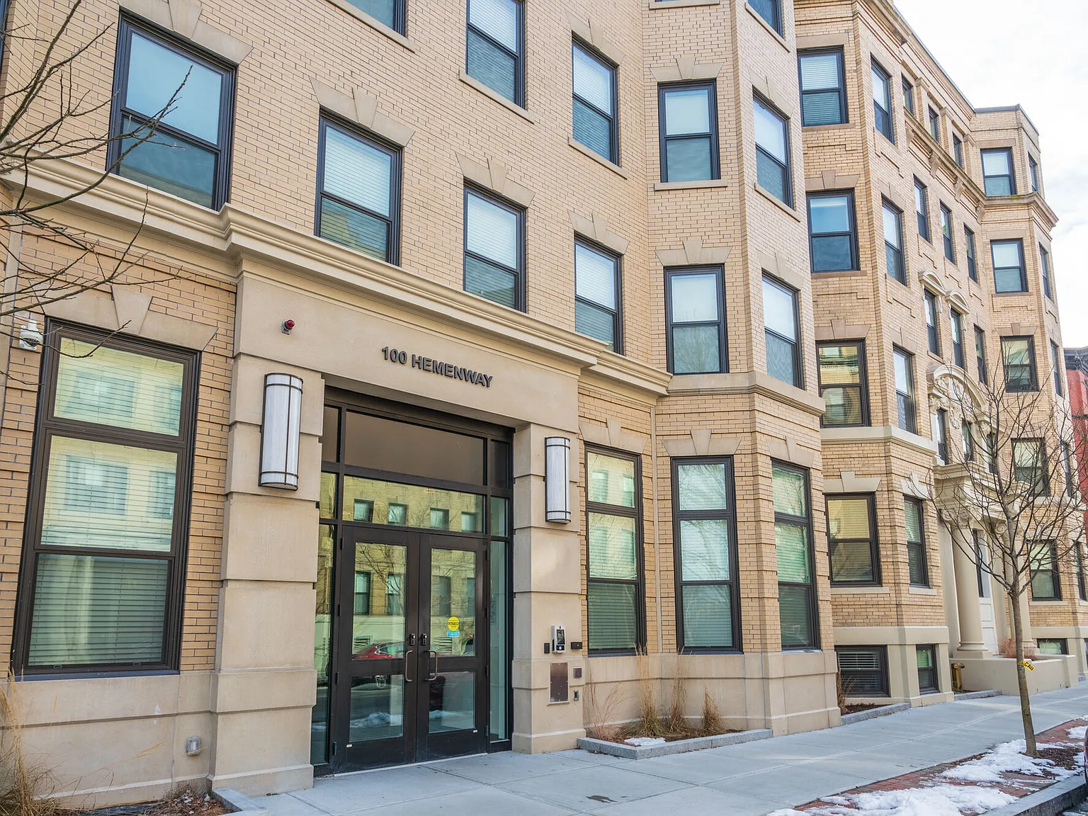 100 Hemenway — Photo 1