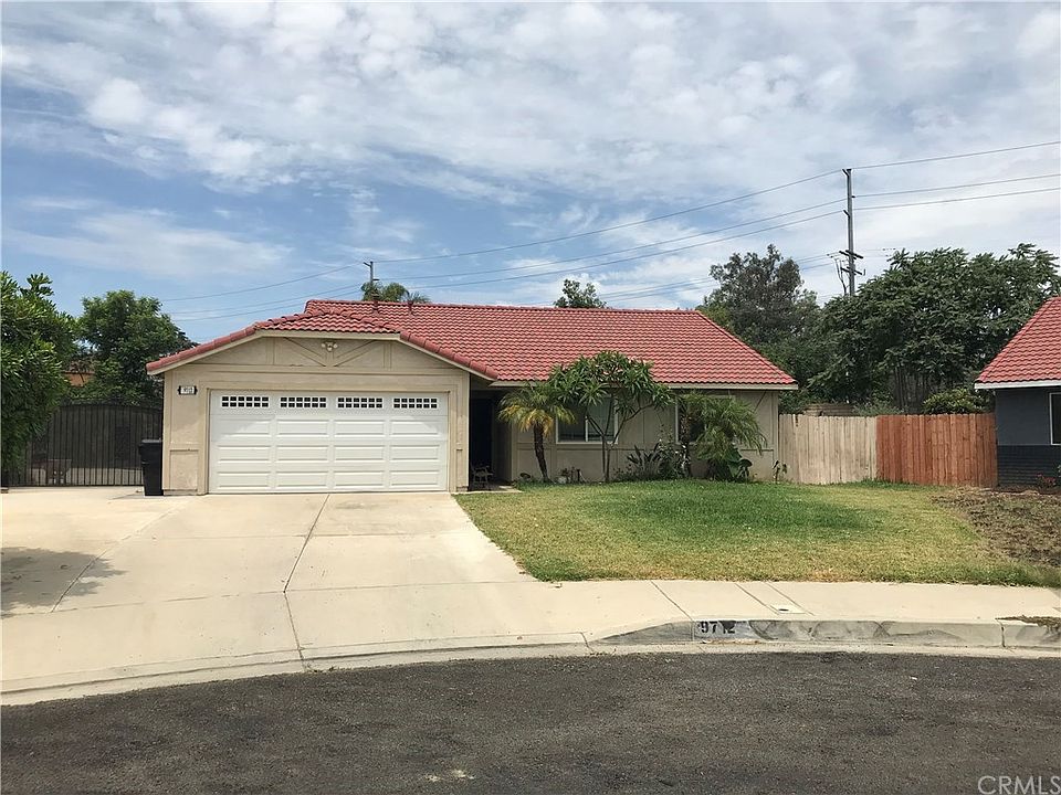1st image of 9712 Sandalwood Ave