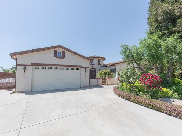 1490 N Dewitt Ave, Clovis, CA 93619