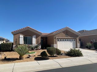 10251 Lakeshore Dr, Apple Valley, CA 92308