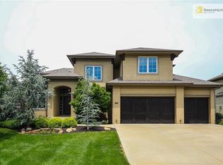 11510 W 165th Ter, Overland Park, KS 66221