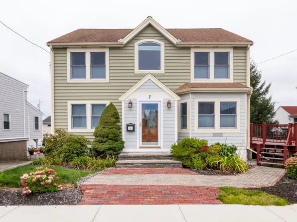 7 Deerfield St, Quincy, MA 02171