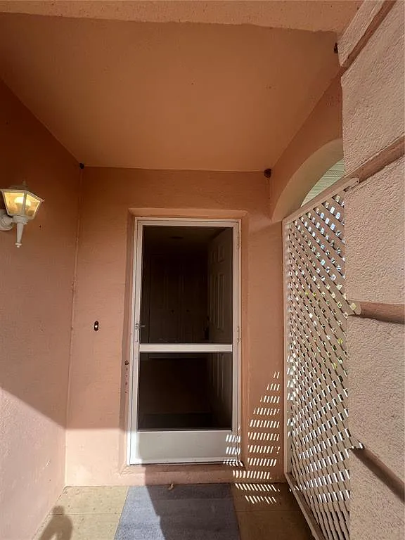 2 bed, 2.0 bath, 1175 sqft, $3,400 — Photo 4