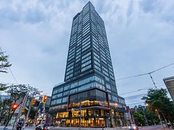 203 College St #2803, Toronto, ON M5T 0C8