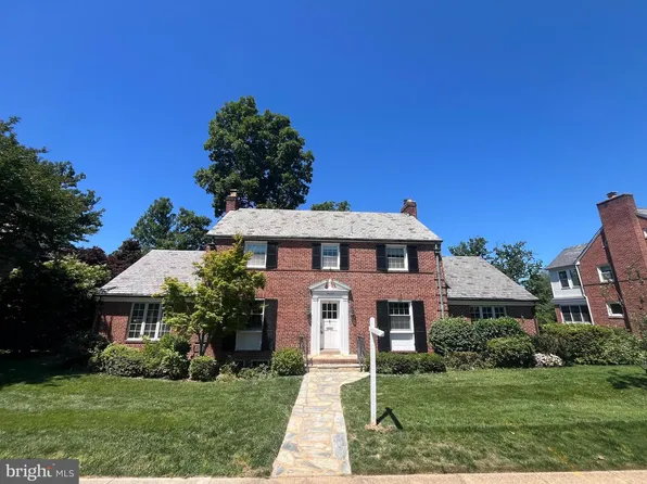 2328 S Nash St, Arlington, VA 22202