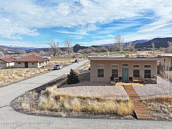 5th image of 48751 Cool Creek Dr