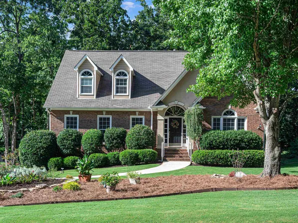 1627 Cheswood Cir, Hoover, AL 35244