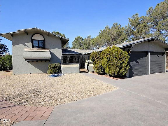 3rd image of 3313 Edgerock Dr
