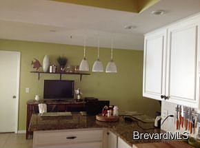2nd image of 101 Las Palmas
