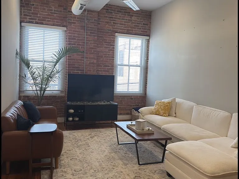 3233 Odonnell St — Photo 3