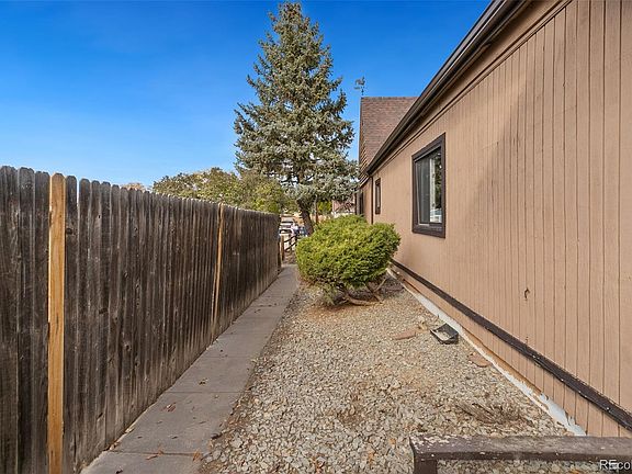 3rd image of 1221 Mac Kay Ct