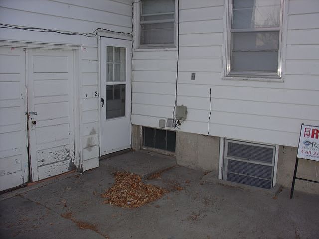 1st image of 322 Grand Ave APT 2