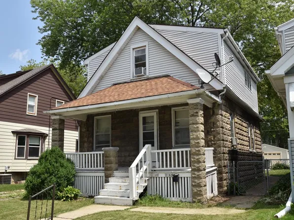 2160 South 69th STREET #2162, West Allis, WI 53219