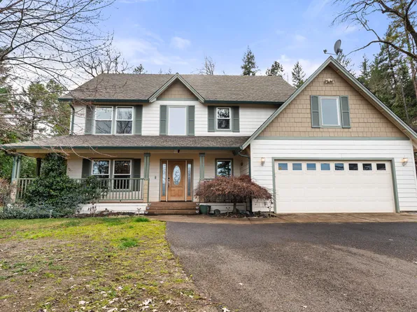 301 Leeannas Way, Shady Cove, OR 97539