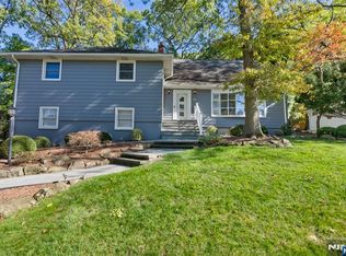 44 Rumson Rd, Livingston, NJ 07039