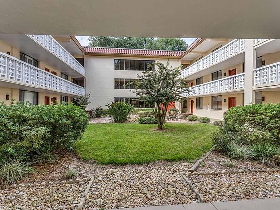 2nd image of 1810 Sevilla Blvd APT 107