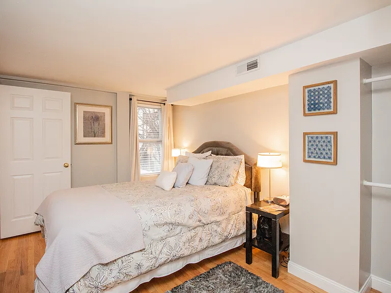 23 Jay St #B — Photo 44