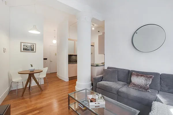 Rented by Nest Seekers International | media 10