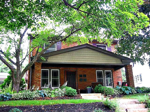 1st image of 166 Northmoor Pl