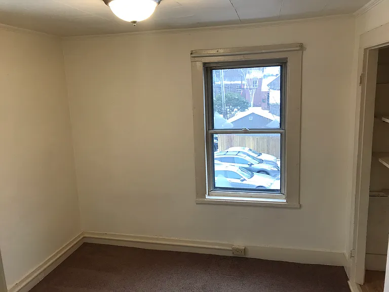 7 Maple St — Photo 4