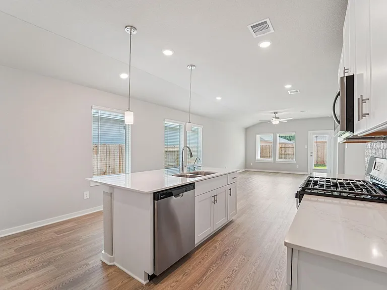 16691 Sterling Cliff St — Photo 8