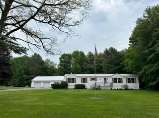 192 Old Point Ave, Madison, ME 04950