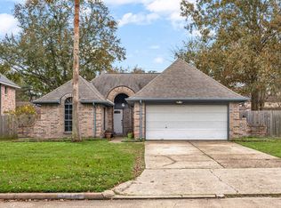 8730 Pines Place Dr, Humble, TX 77346