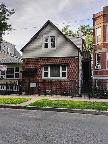 3700 W George St #1F Photo 1