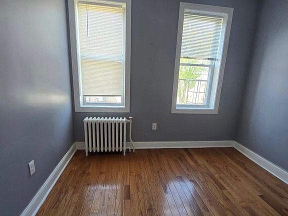 2nd image of 399 Avenue C #A7