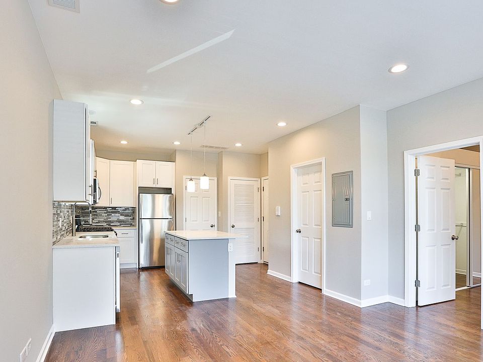 1st image of 2501 W Cortland St #2F