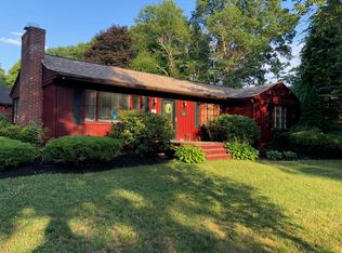 121 Hopkins Ave, Johnston, RI 02919