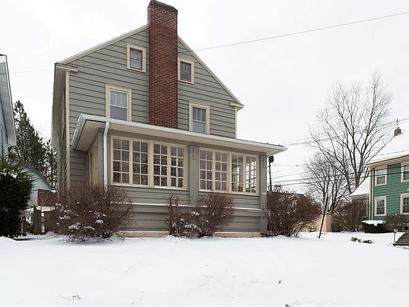 3rd image of 1021 Stolp Ave