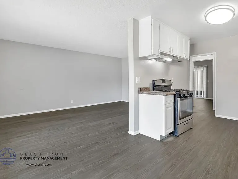 930 N. Unruh Avenue — Photo 28