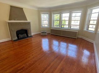 5401 W Melrose St #2, Chicago, IL 60641