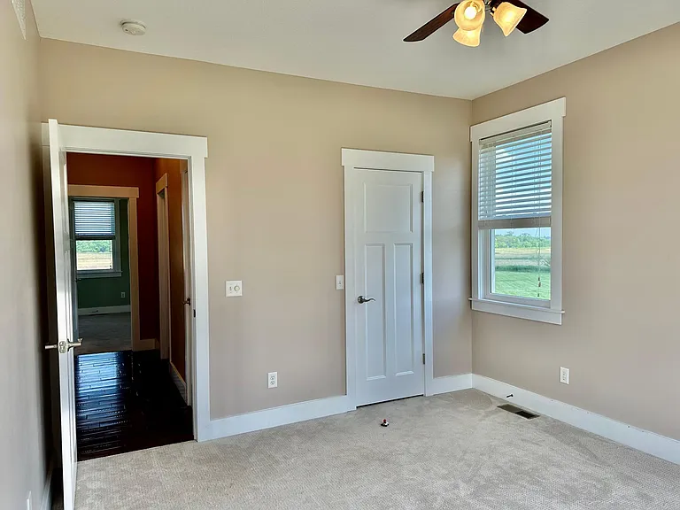 10703 N Centerville Rd — Photo 20