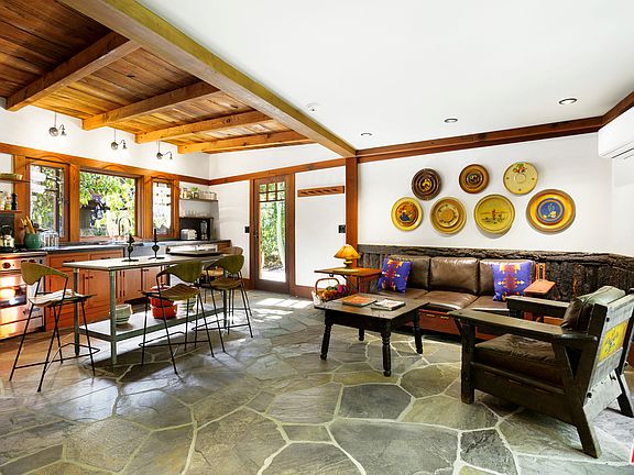 5th image of 14400 W Sunset Blvd #B